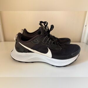 Nike Black and Gray Sneakers